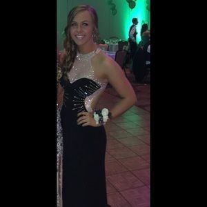 Windsor long black prom dress size 6